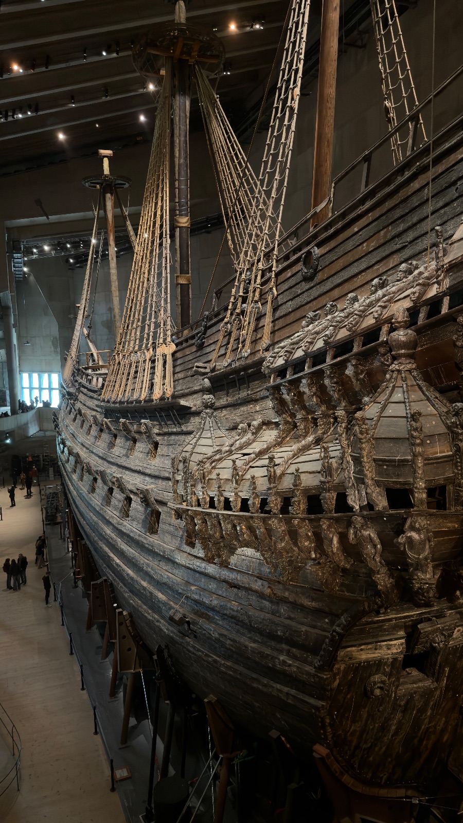 Detalle del barco Vasa en el Museo Vasa de Estocolmo